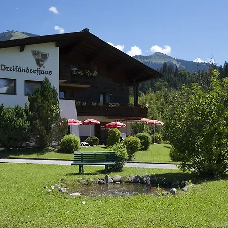 Dreilaenderhaus *