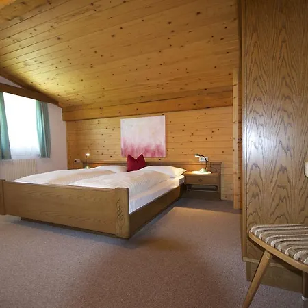 Dreilaenderhaus *